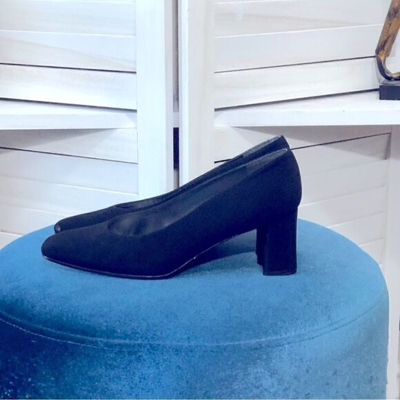 Stuart Weitzman Black Pumps Squared Toe Size 5 - Picture 2 of 6